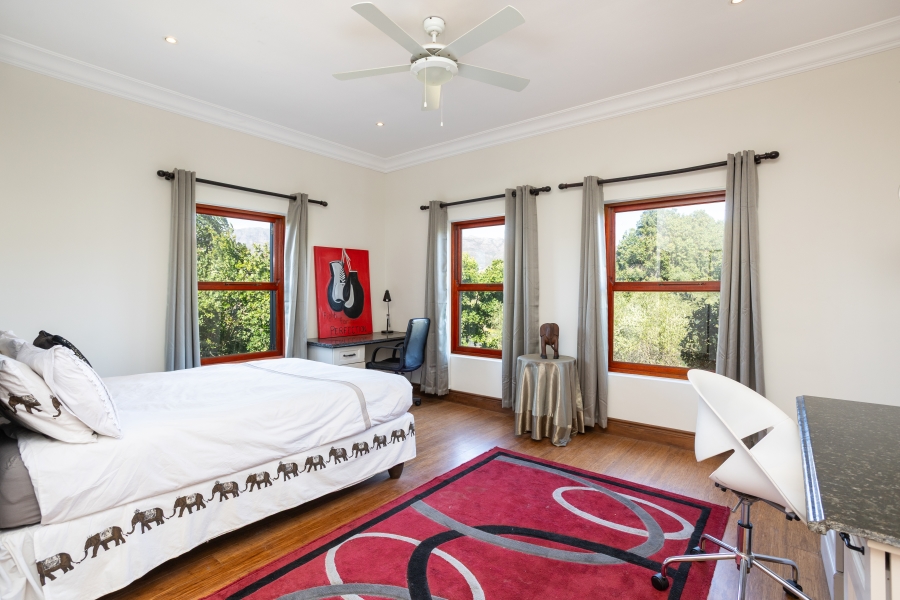 5 Bedroom Property for Sale in Val De Vie Estate Western Cape